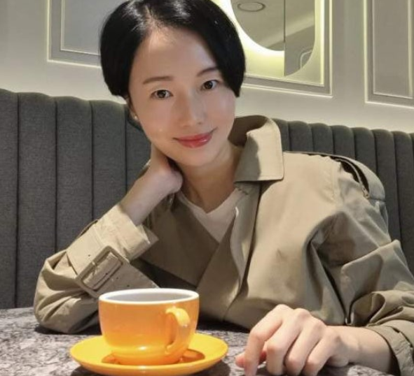 가수 이정현 프로필 나이 키 남편 박유정 자녀 학력 꽃잎 와 편스토랑