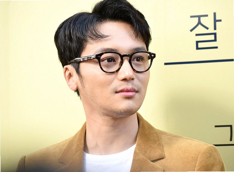 타짜: 벨제붑의 노래 변요한이 그리는 20년 시리즈의 화려한 피날레