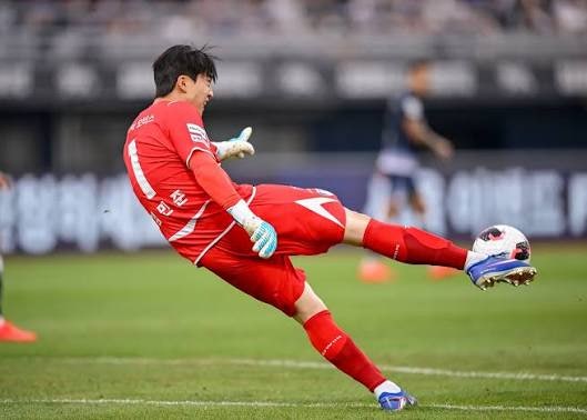 제주전 니킥에서 K리그2 26R 베스트11 GK 선정까지...서울이랜드전 무실점 주역 김민준