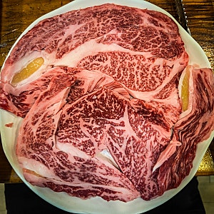 [이천 신둔면 소고기 맛집] 투쁠 넘버나인 한우  "홍박사 인생고기 정육식당" (홍박사 생고기)