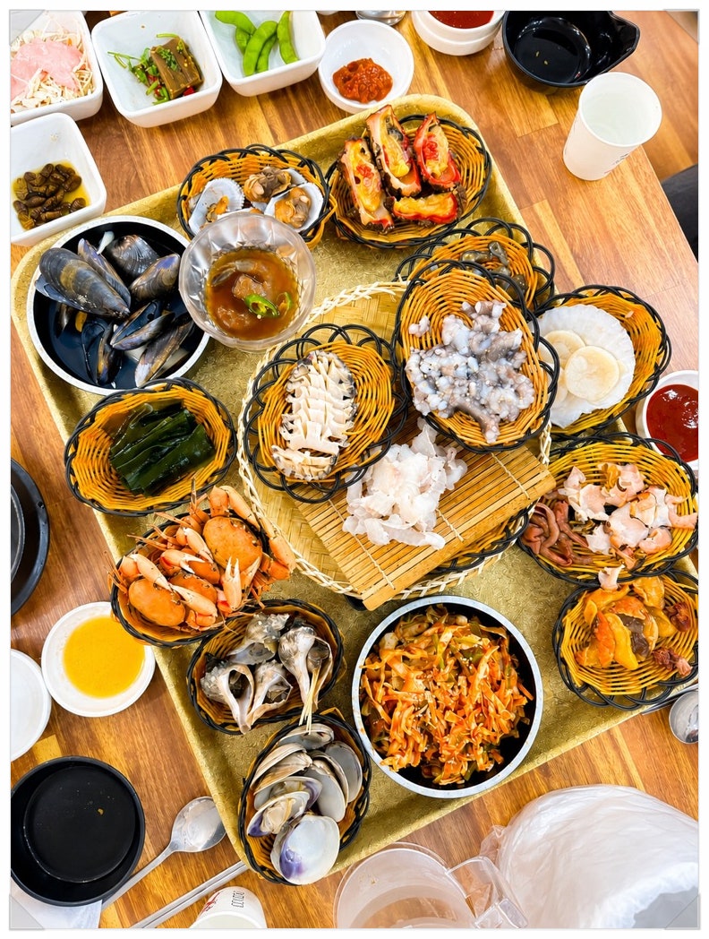 바다 향 가득한 한 상에 반했어요! 기장 연화리 전복죽 맛집 해풍가마솥, 모둠해산물과 전복....