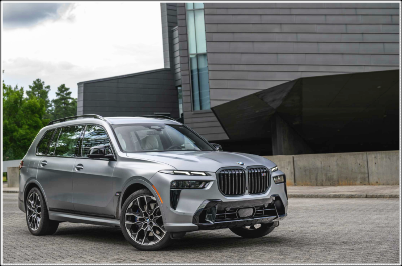 "디젤 가려면 100만원 더" BMW X7 40i 40d 선택법