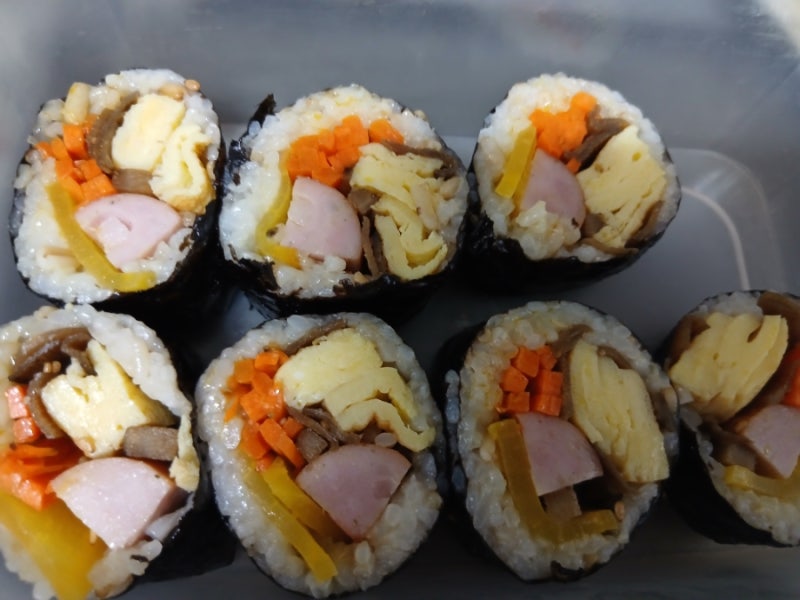 우엉 듬뿍들어간 김밥