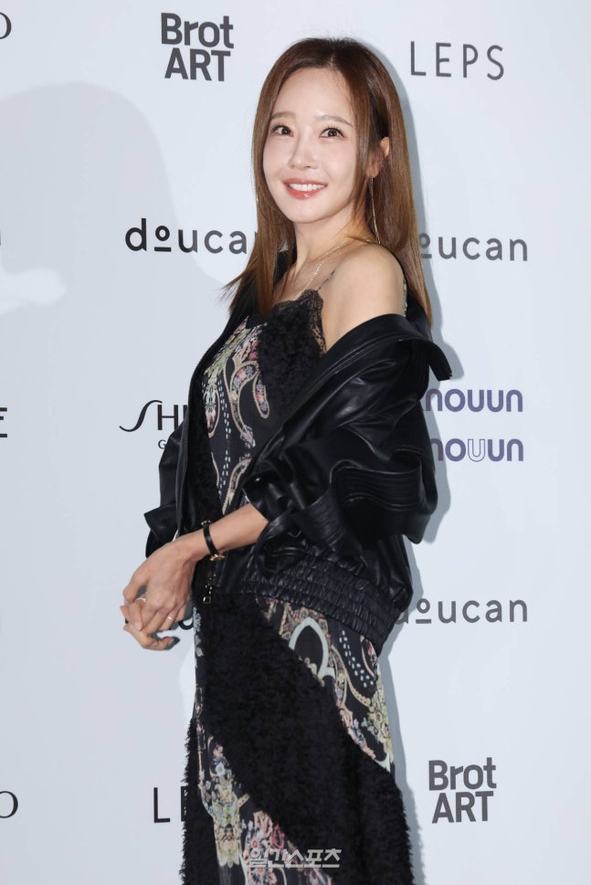 소유진, ‘소유진쇼’ 2주년 맞아 제작진 전원에게 순금 1돈 선물