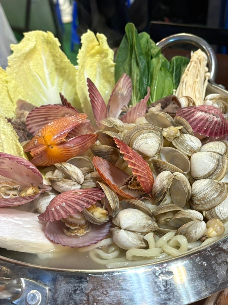 부산 수영 맛집 조개옥 칼국수 | 민락 물총조개 칼국수 보쌈 맛집