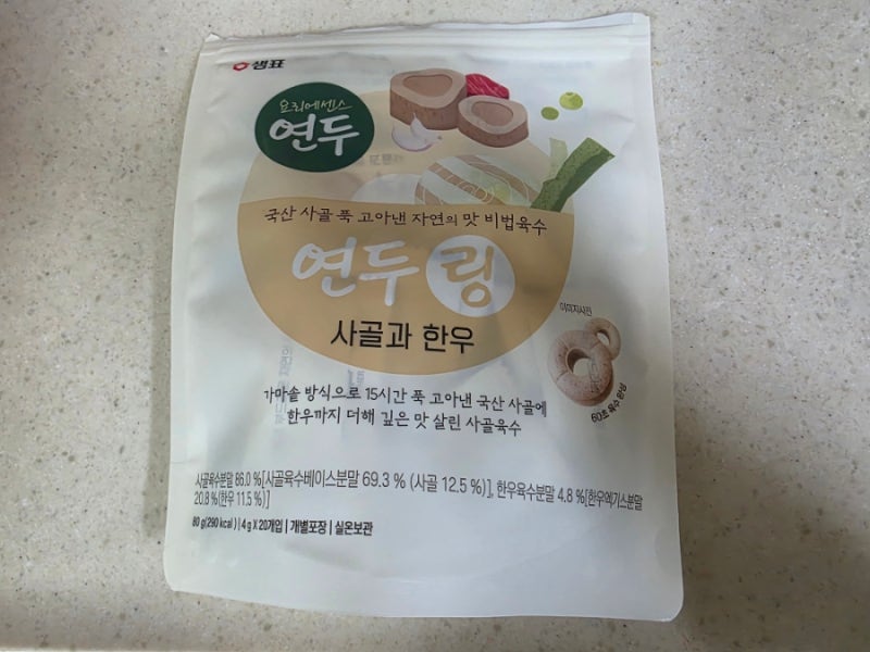 코인육수로 초간단 부대찌개 레시피: 샘표 연두링 사골과 한우 후기