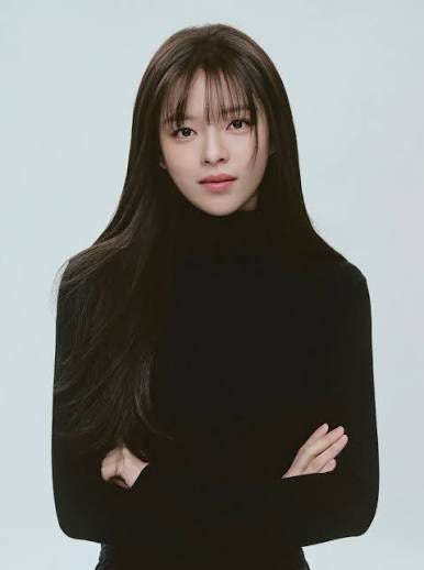 “이제 언니 따라 배우하나?” 트와이스 정연, JYP 떠나 공개한 첫 프로필