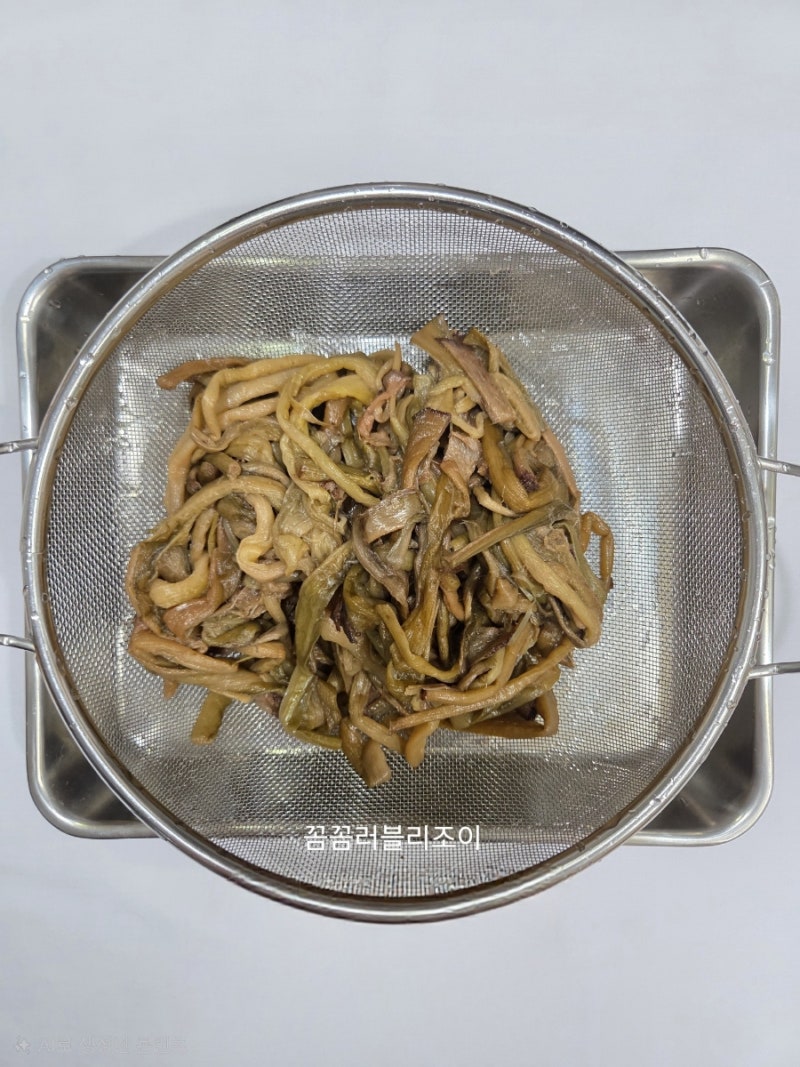 말린 토란대 삶는법 말린 토란대 부작용 조심 손질법