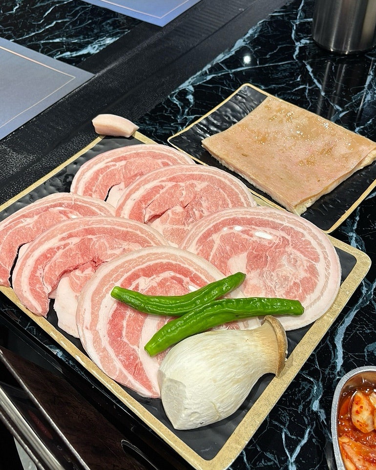 송도 고기집 맛집 육도 / 돼지고기 소고기 정말 맛있는 찐맛집 + 애견동반 콜키지프리까지 가....