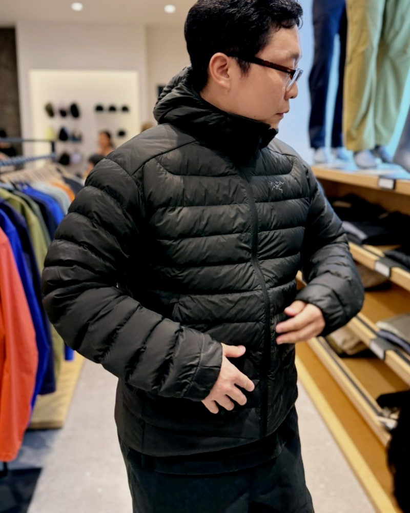 아크테릭스 세륨 후디 고프코어 남성 패커블 경량다운 패딩 추천 L 피팅 후기
