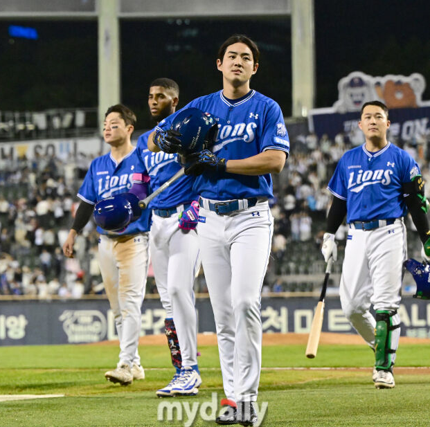 "1위 노리던 삼성에 대체 무슨 일이?" 김지찬·이재현 빠지자 확 달라졌다"