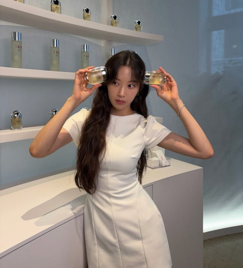 "명품 같았는데 자라였다" 문가영 원피스, 카리나 셋업까지 7만원대
