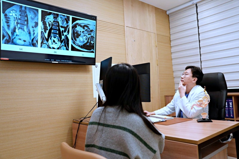 대구 중구 비뇨기과? 요로결석증상, 옆구리 통증 말고도 살펴볼 신호 '3가지'
