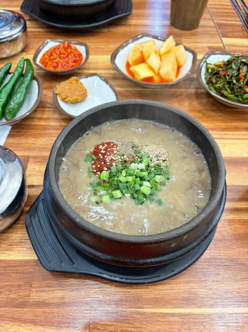 제주공항 근처 맛집 우진해장국, 웨이팅 꿀팁부터 고사리육개장 후기