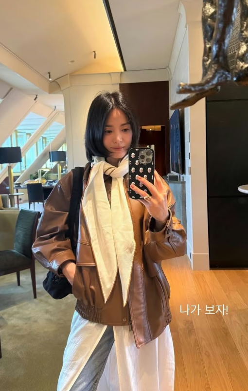45세 송혜교 파리 근황, 가을 패션 코디 추천