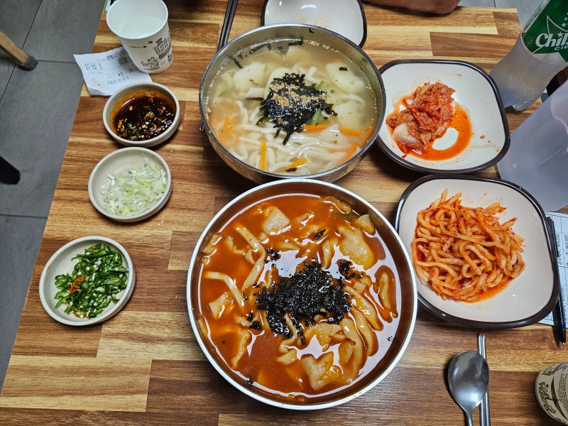 속초 맛집 옛날수제비에서 장칼제비 먹었어요