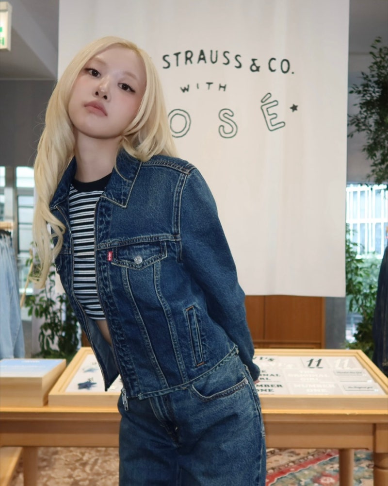 리바이스 성수 팝업 x 로제 콜라보, 루즈 부츠진 트러커 자켓 가을 청청패션