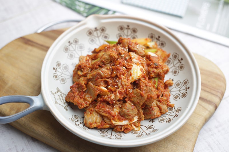 돼지고기 제육볶음 레시피 김치돼지두루치기 저녁메뉴 고기반찬