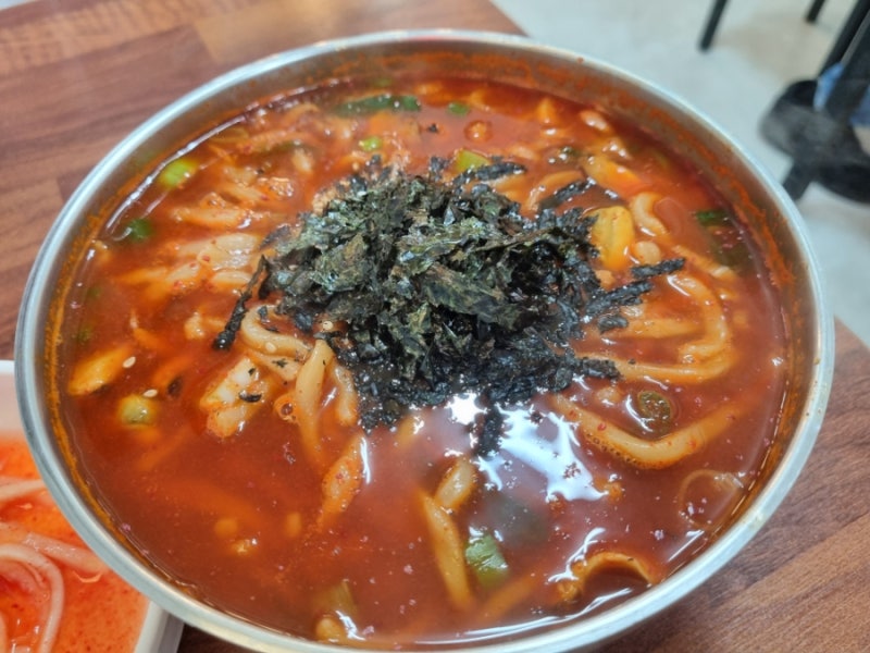 [속초] 중앙시장 옹심이&장칼국수 맛집