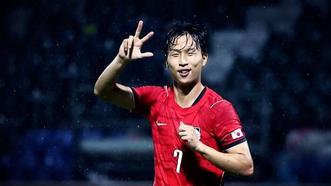 엄지성 전반에만 해트트릭! 한국, 아시안게임 첫 경기서 카타르 4-1 완파