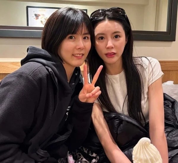 5년 만에 다시 한솥밥…이재영·이다영 자매, 아제르바이잔서 포착된 근황