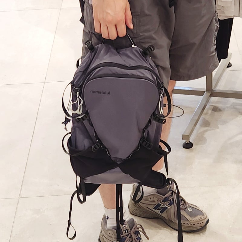 잠실 롯데월드몰 룰루레몬 _ 올 스포츠 백팩 10L & 더플백, 남성 바지까지 매장 후기 및 가격 ....