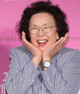 <b>나문희</b> 프로필 <b>나이</b> 데뷔 아이캔스피크 수상한그녀 대표작