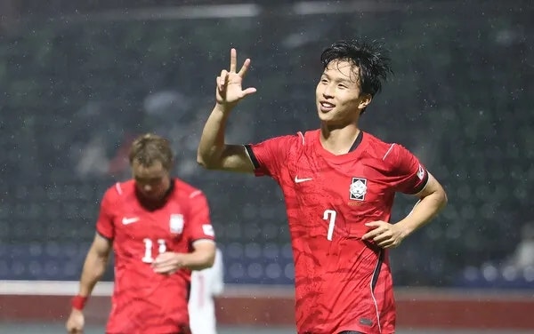 “첫 경기 3골이면 금메달?” 남자 축구 엄지성 카타르전 해트트릭…아시안게임 공식 또 시....