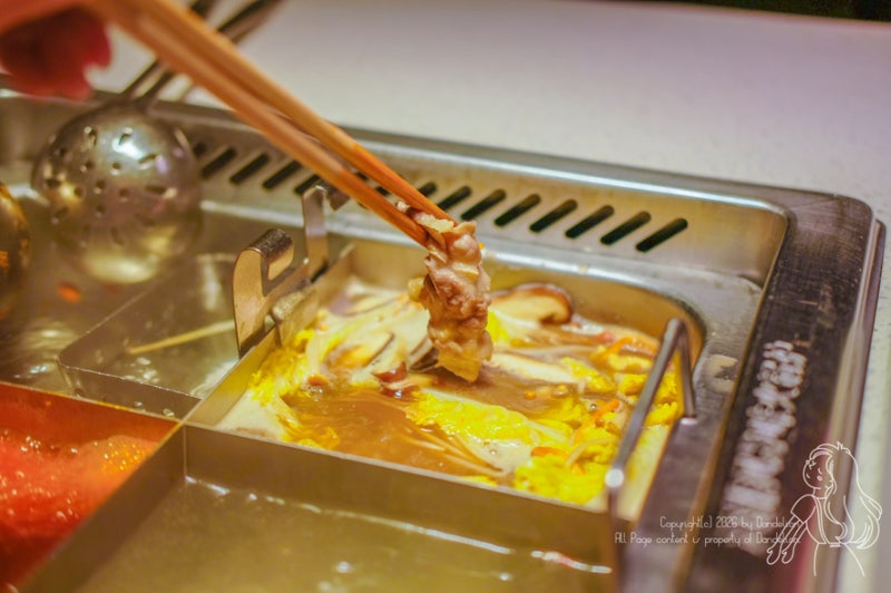 중국 상하이 맛집 난징동루 혼자여행 하이디라오 세무광장점