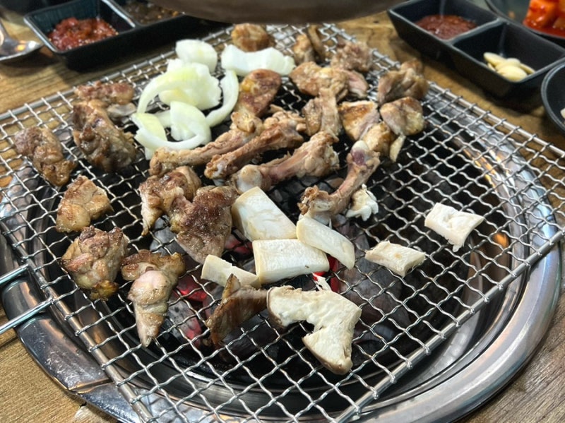 전주 송천동 먹자골목 한식 맛집 계륵사지 숯불 닭갈비 후기 #3