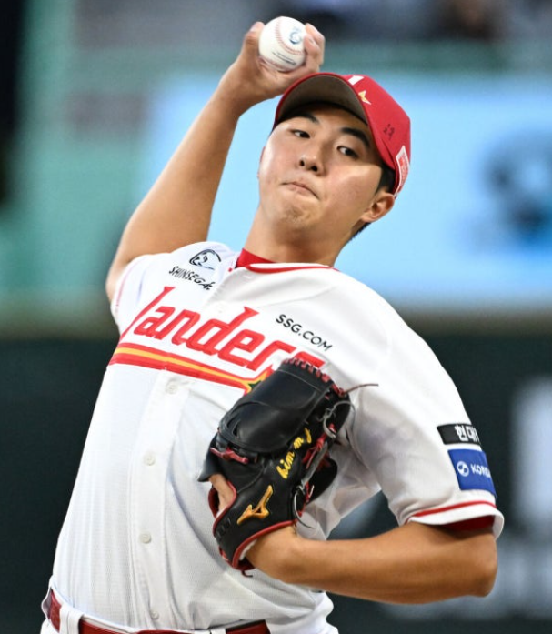김민준 7승 찍고 8K까지 터졌다, SSG 19세 신인이 ‘데뷔 10승’까지 노리는 이유