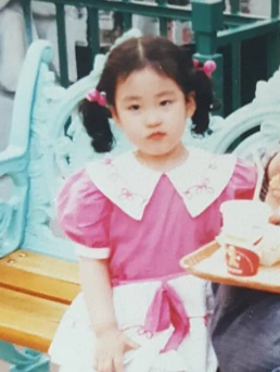 하버드 역사학과 신아영 ‘왕족’에게 쏟아진 프로포즈…행시 수석 아빠·전국 1등 엄마 둔 ....