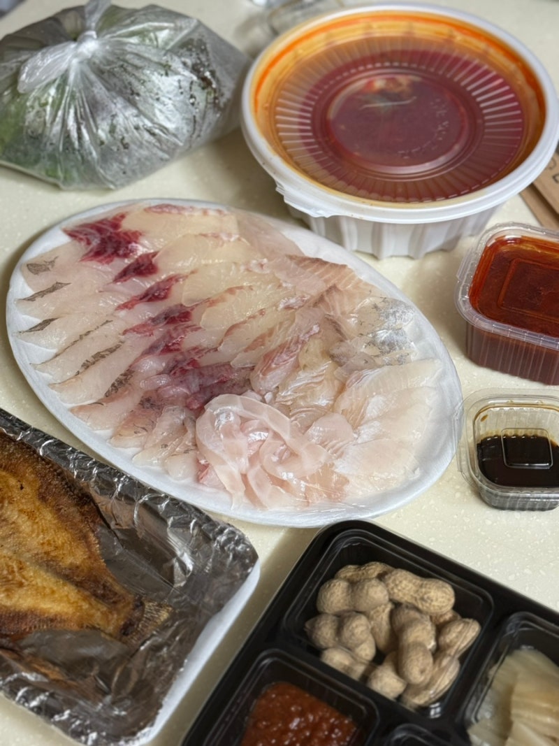 해운대 횟집 배달 추천 기본찬 깔끔하고 매운탕도 맛있는 어가횟집
