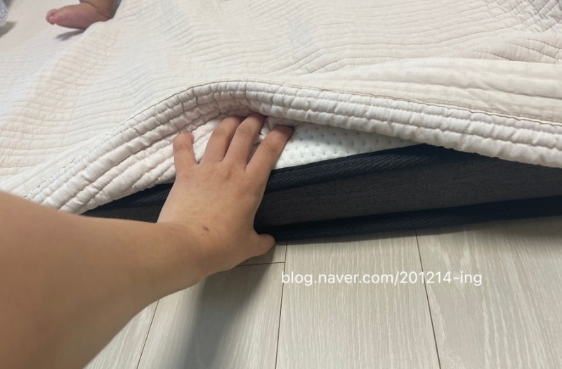 아기 낙상방지 침대 퀵슬립 매트리스 v3 토퍼 내돈내산 후기