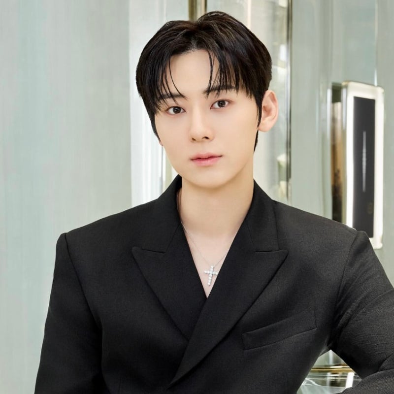 황민현 프로필, 키, 나이, 생일, 학력, 가족, 소속사, 드라마