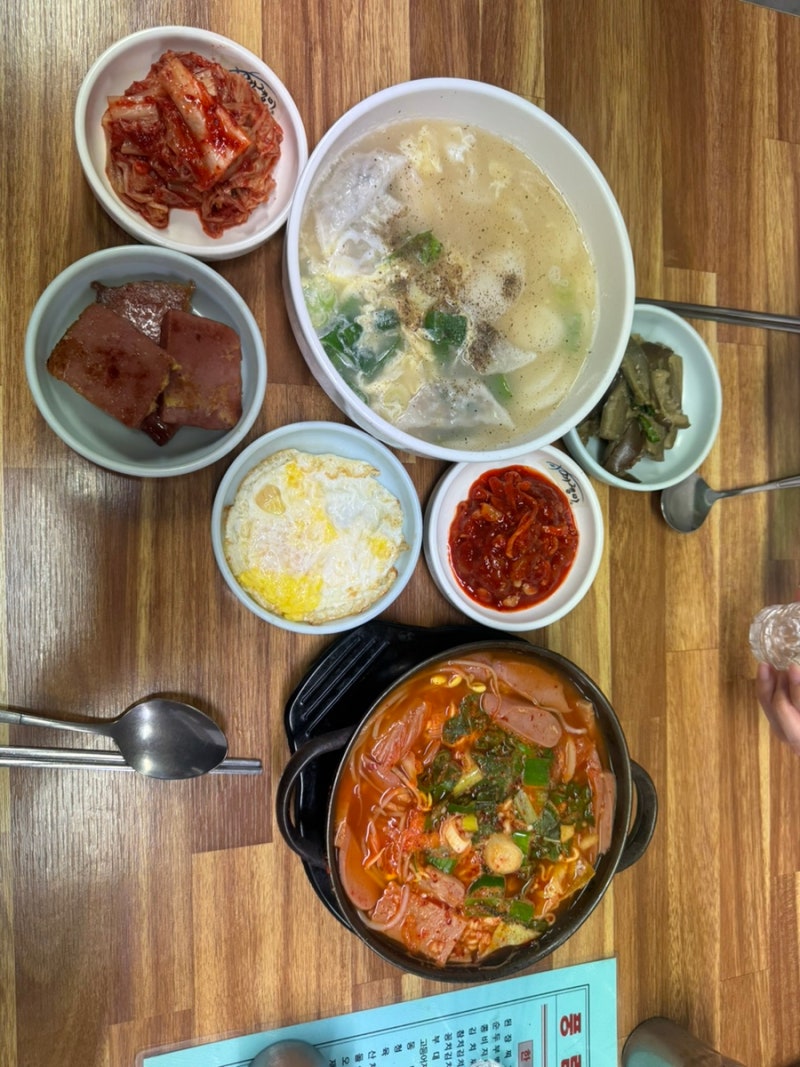 [마포 맛집] 공덕역 풍림식당: 한식 백반 노포, 직장인 점심 맛집, 다양한 메뉴에 한잔하기 좋....