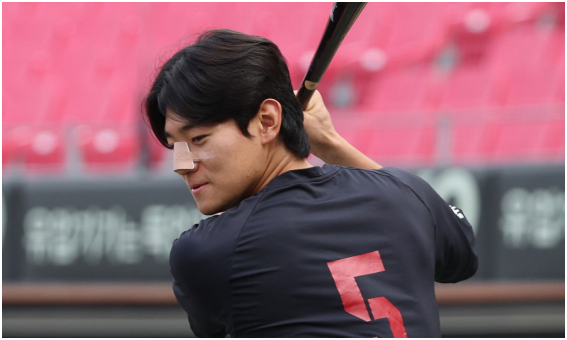 “집안 분위기가 거의 초상집이었다”…김도영 코뼈 골절 수술→4일 만에 복귀, 결국 대기록....
