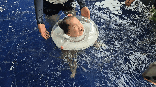 [천안] 물놀이와 바베큐파티를 한곳에서! '펜션퀸피크닉' 아기와 대가족 나들이 (준비물/시설....