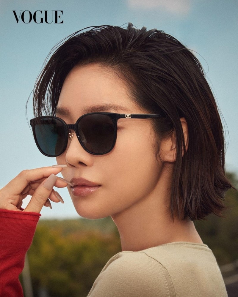 "머리 넘긴 순간 다 됐다"… 차주영 페라가모 화보, 선글라스보다 헤어 먼저 보였다