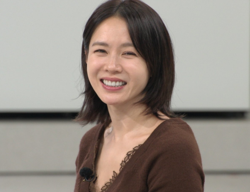 손예진 냉부 가디건 니트 어디 제품일까? 카롤 메즈골렌 버건디 카디건