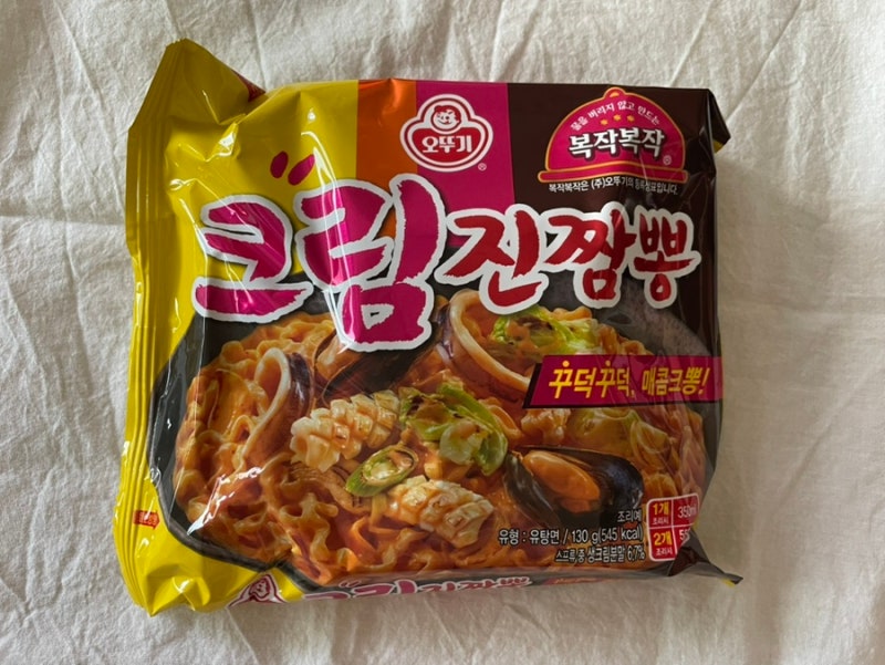 [오뚜기] 크림 진짬뽕 Vs. 로제 열라면 (feat. 쉐푸드 모짜렐라 치즈스틱) 맛 & 칼로리 비교!