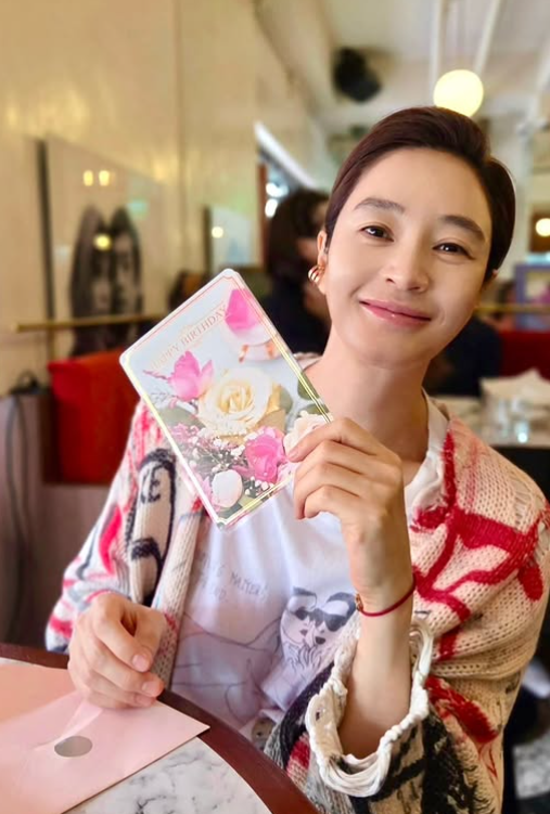 “데뷔가 벌써 40년?” 김혜수 프로필 나이 키 학력 결혼 유해진 재산 80억 한남동 집 근황
