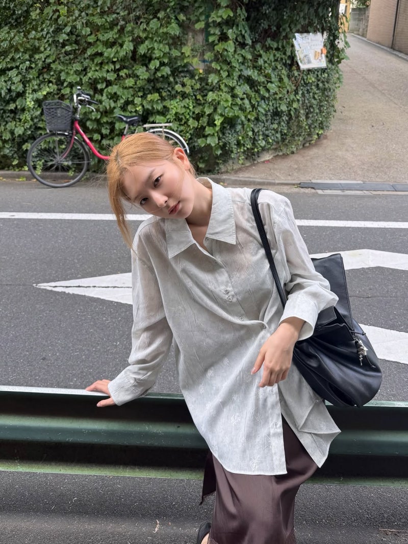 옷잘알 레드벨벳 슬기가 픽한 루에브르(LOEUVRE), 지금 당장 따라 입고 싶은 가을 코디