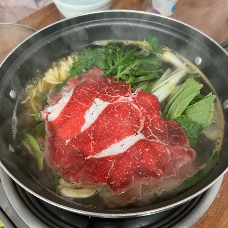 [부산 남천동 맛집] 황령산 입구 진한 국물이 일품인 만두전골 '무궁화'