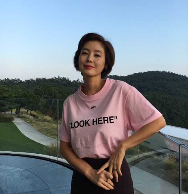 "김성령 남편이 이렇게 생겼어?" 처제 유튜브 등장하자 관심 쏠린 이기수 씨
