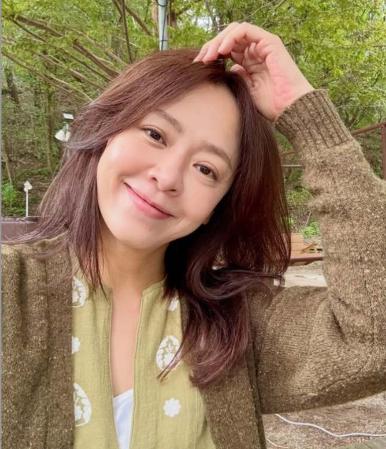 강성연, 재혼 후 근황 공개…남편 정체 알고 보니 '아침마당' 그 의사였다 (+나이·프로필)