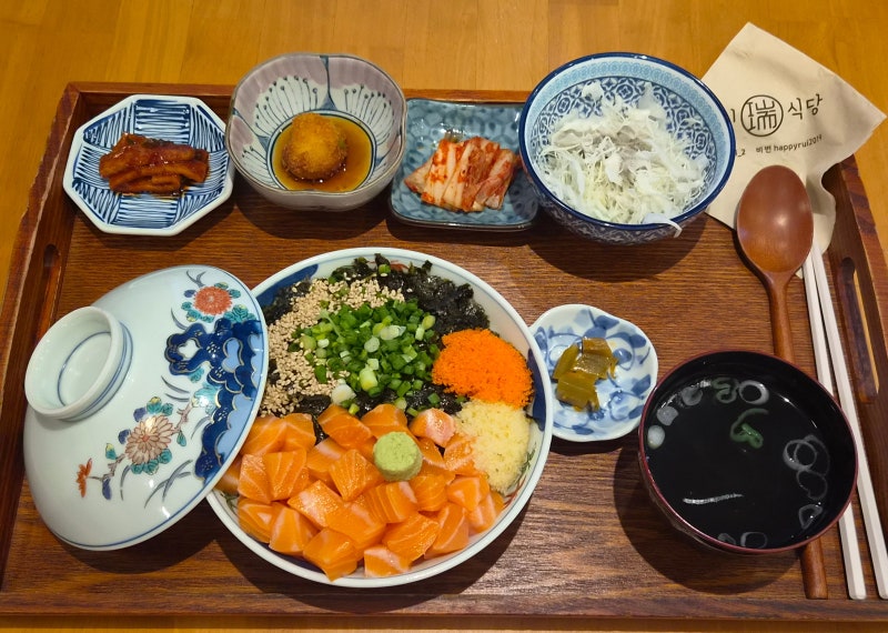 강릉 경포해변맛집 루이식당, 강릉돈카츠 연어덮밥맛집