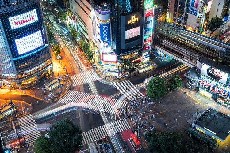 Follow the footsteps of Hyun Bin and Son Ye-jin in Tokyo