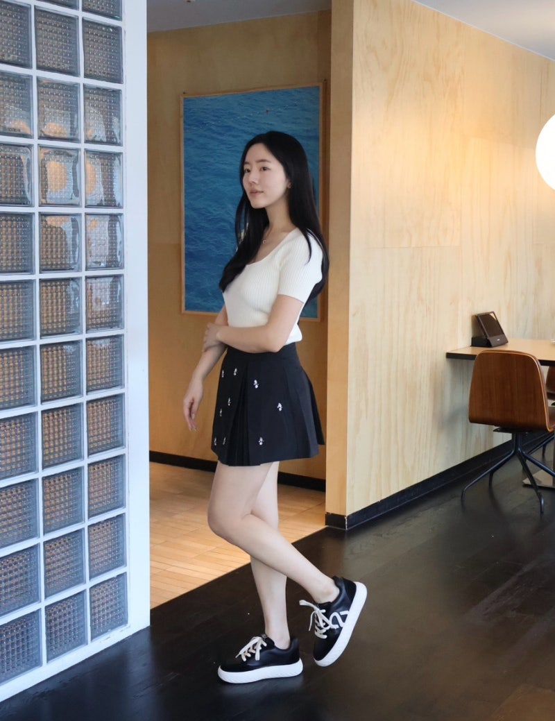 스타카토 스니커즈 여성 키높이 운동화 가을 데일리룩 코디