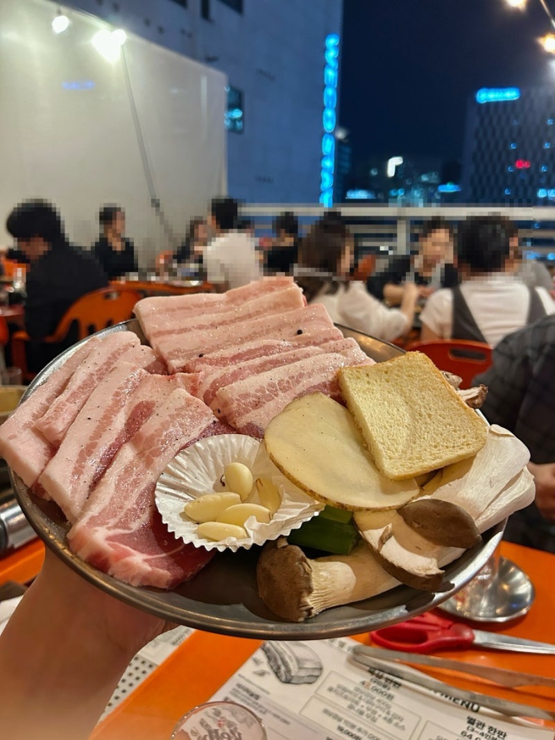 [종로/을지로 맛집] 예약 가능한 야장 삼겹살 분위기 맛집 옥상별관 내돈내산 후기